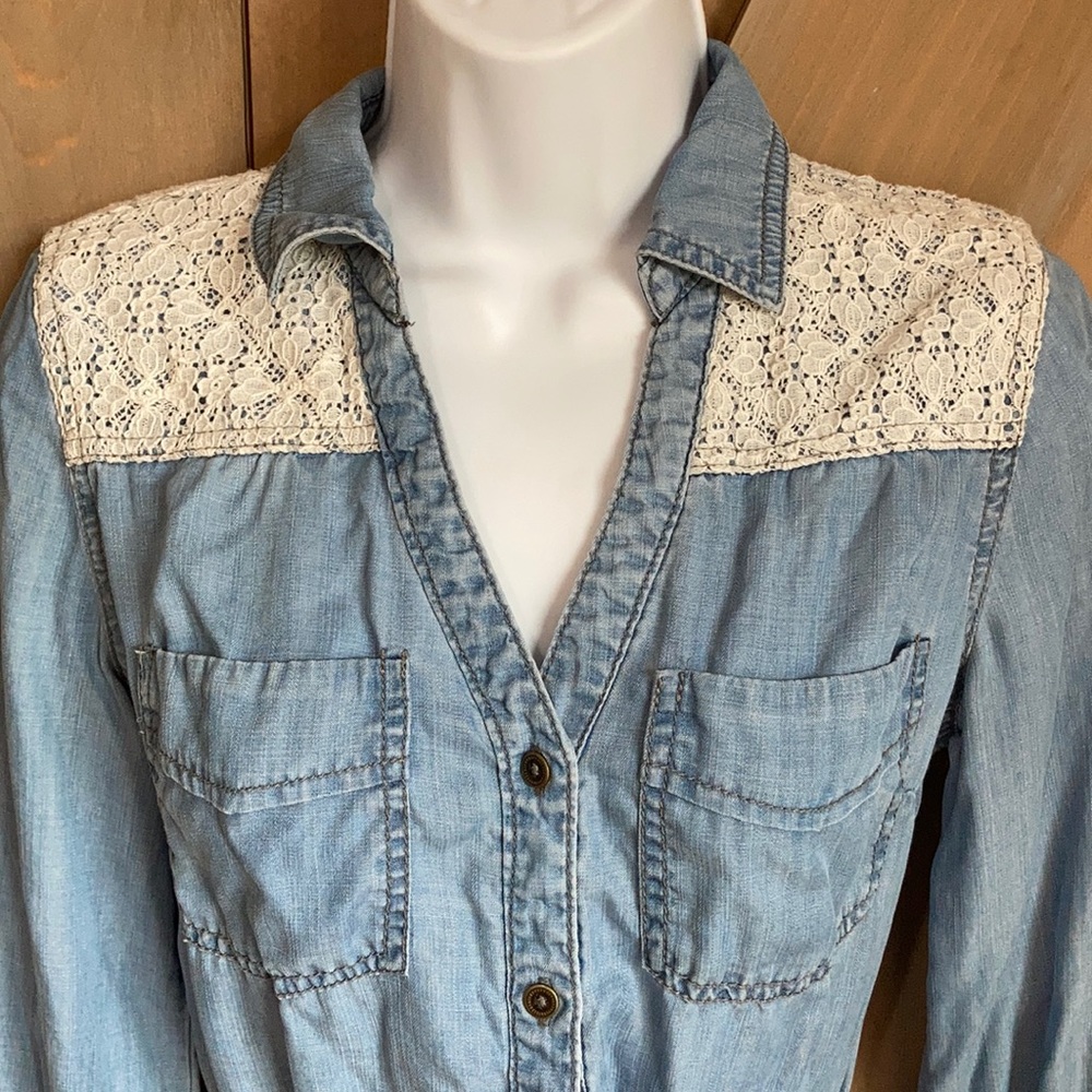 Soft Denim and Lace Dress - Picture 2 of 5